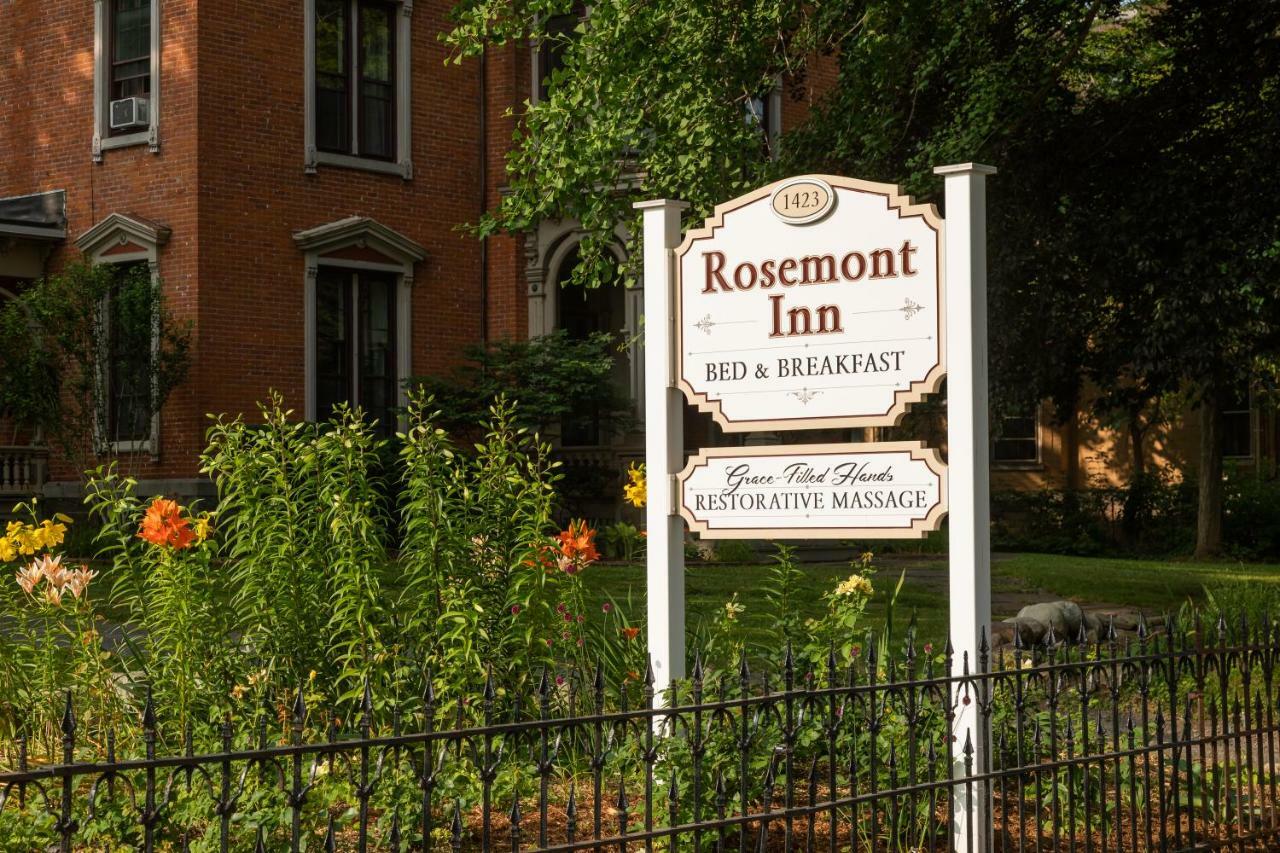 יוטיקה Rosemont Inn מראה חיצוני תמונה